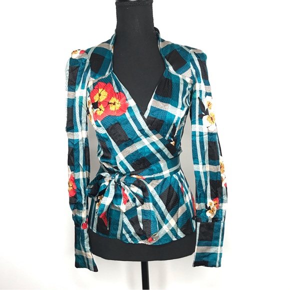 Diane Von Furstenberg 100% Silk Irlan Wrap Blouse - Picture 1 of 10